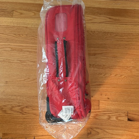 New Balance Nationals All-American Carry-On - Picture 3 of 6